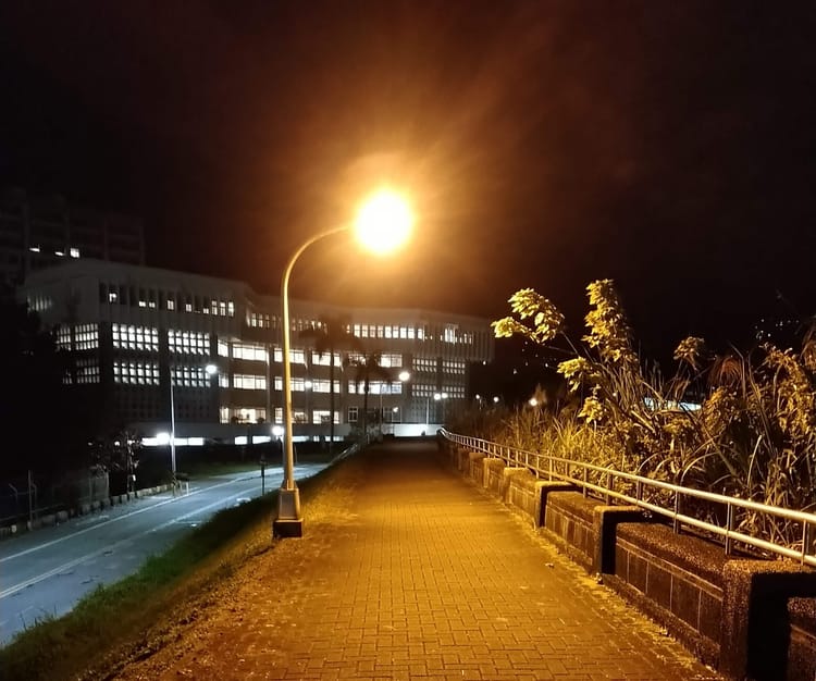 過去與現在的對話：18  30  ( 上 )